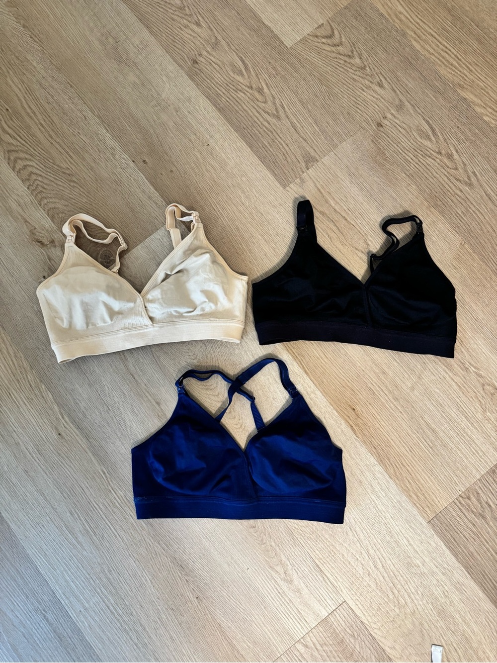 Amazon Wireless nursing bras 3pack - Black, Cream & Navy